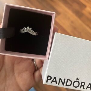 Pandora Ring